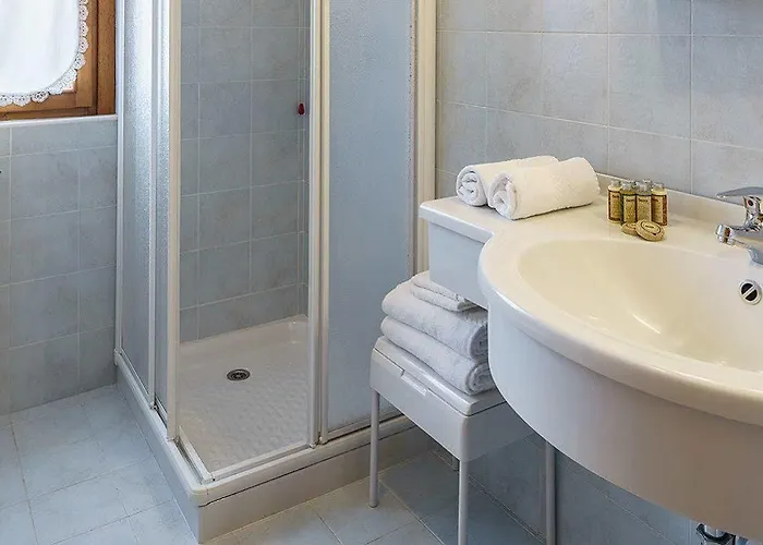 Hotel Roma 3*