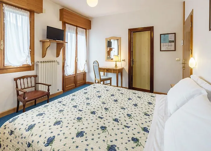 ホテル Roma サン・ヴィート・ディ・カドーレ